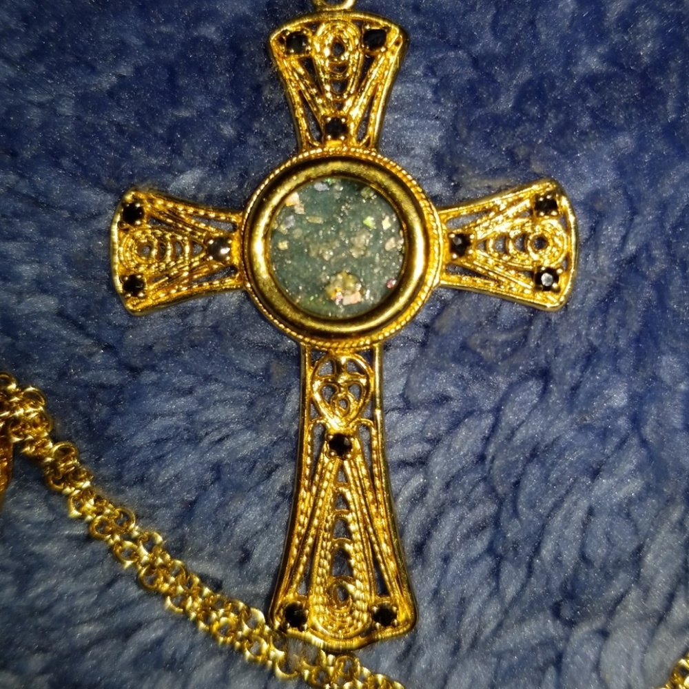 HOLY LAND 14KT GOLD 12 SAPPHIRES CROSS KNECKLACE